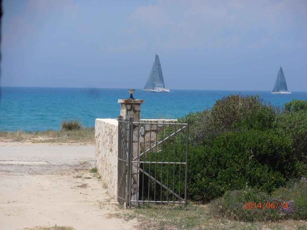 Elli Beach Apartments And Studios Almiros Beach Exterior photo